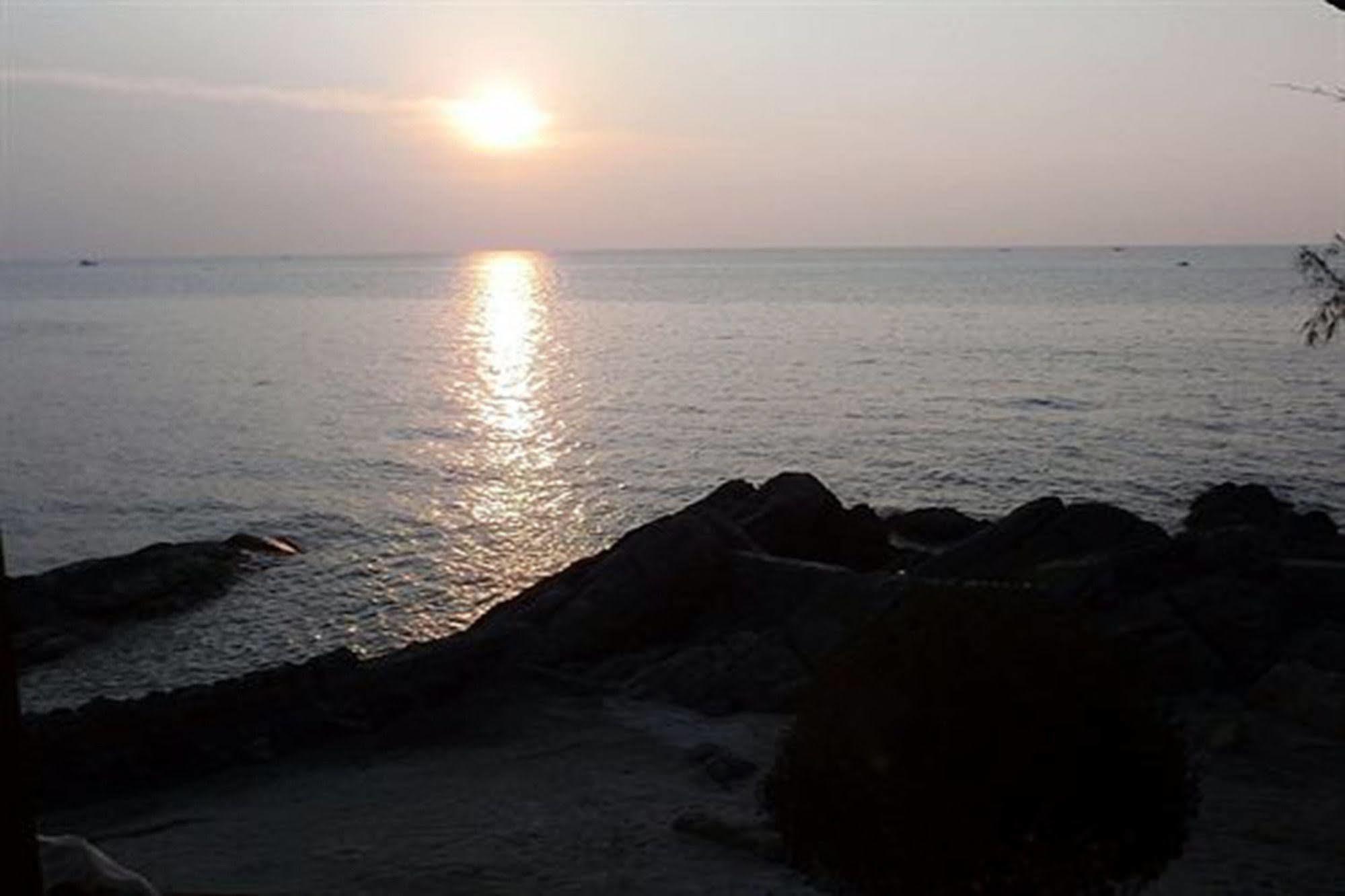 Lucky Resort Haad Yao Bagian luar foto