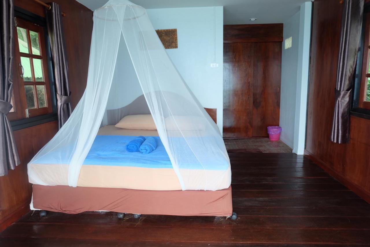 Lucky Resort Haad Yao Bagian luar foto